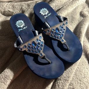 Blue yellow box with wedge flip flops size 6.5